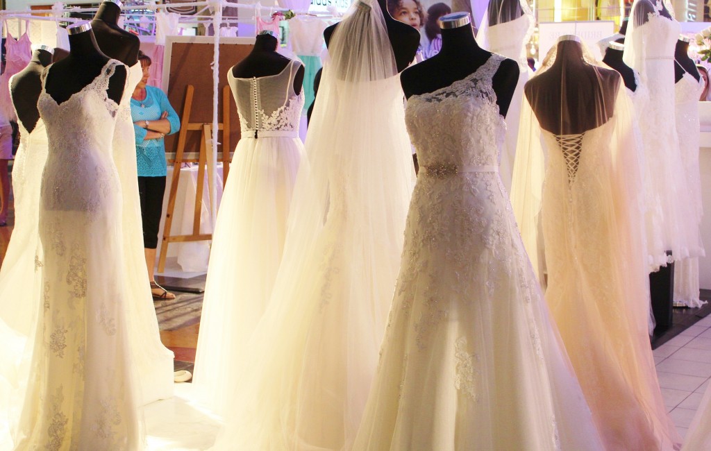 How To Chose Wedding Dresses